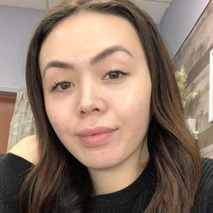 Meet your Posher, Kiana